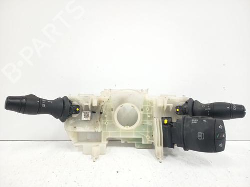 Used Switch Switch RENAULT MASTER III Bus (JV) 2.3 dCi 145 FWD (JV0F, JV0S, JV0T) (146 hp) 34037887 34037887