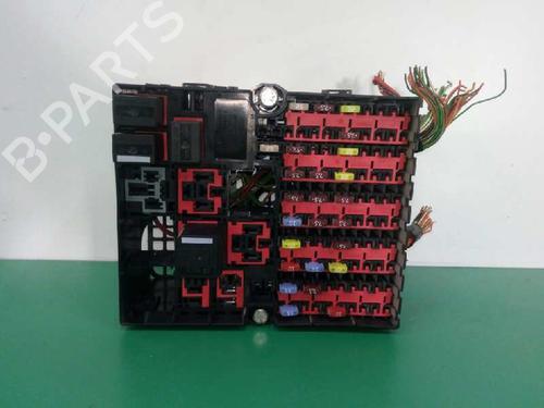 fuse-box-ford-transit-connect-p65_-p70_-p80_-18-di-55fg2820a-2002-4225633 main image