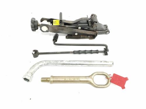 Used Jack Kit VW NEW BEETLE (9C1, 1C1) 1.6 (102 hp) 14153730