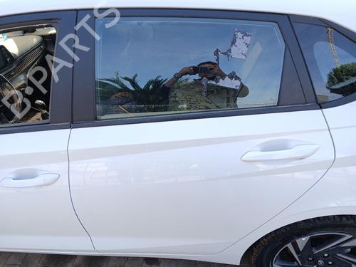 Puerta trasera izquierda HYUNDAI i20 III (BC3, BI3) 1.0 T-GDI (101 hp) 31610461