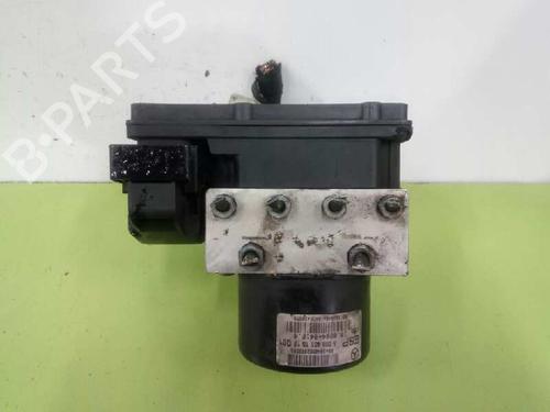 Used ABS pump MERCEDES-BENZ C-CLASS (W203) C 180 Kompressor (203.046) (143 hp) 1796081