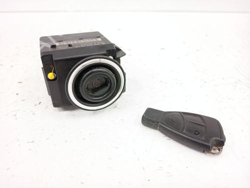 Used Ignition barrel Ignition barrel MERCEDES-BENZ C-CLASS (W203) C 180 (203.035) (129 hp) 33718523 33718523