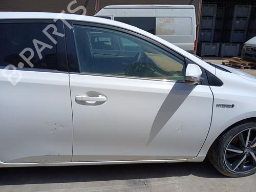 Dør højre fortil Dør højre fortil TOYOTA AURIS (_E18_) 1.3 Dual-VVTi (NRE180_, NRE180R) (99 hp) 36782632 36782632