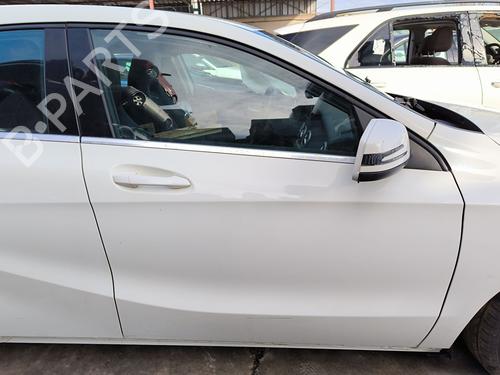 Dør højre fortil MERCEDES-BENZ A-CLASS (W176) A 180 CDI / d (176.012) (109 hp) 31905059