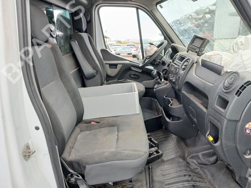 Right front seat RENAULT MASTER III Bus (JV) 2.3 dCi 145 FWD (JV0F, JV0S, JV0T) | BP31176614C16 