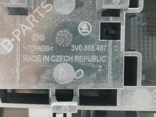 Interior roof light SEAT ARONA (KJ7, KJP) 1.0 TSI | BP12428011I8