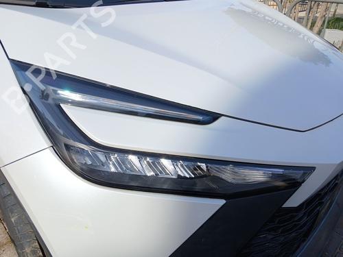 Højre forlygte TOYOTA C-HR (_X1_) 1.8 Hybrid (ZYX10_, ZYX11_) (98 hp) 31625915