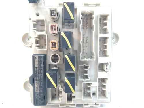 Fuse box TOYOTA PREVIA II (_R3_)  | BP9675452E1 