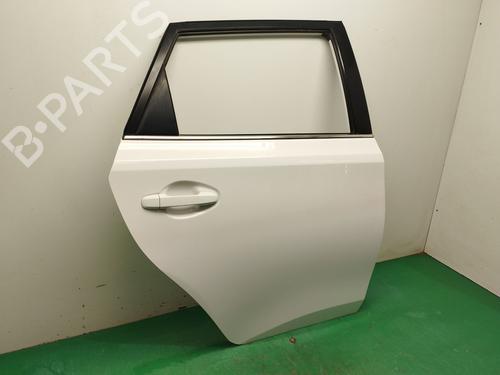 Right rear door TOYOTA AURIS (_E18_) 1.2 (NRE185_, NRE185R) | BP29425663C5 