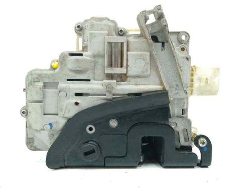 Rear left lock VW PASSAT B6 (3C2) 2.0 TDI 16V | BP9097843C100