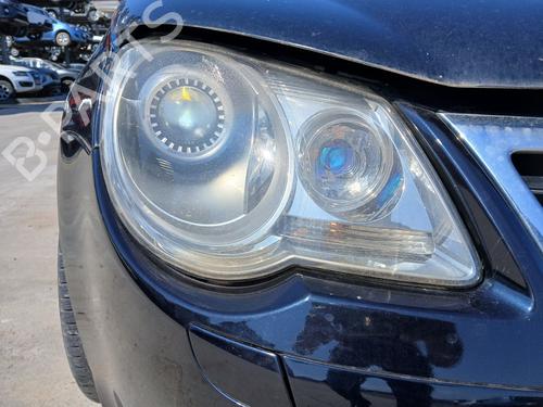 Used Right headlight Right headlight VW EOS (1F7, 1F8) 2.0 TDI (140 hp) 33402520 33402520