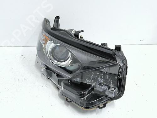 Used Right headlight Right headlight TOYOTA AURIS (_E18_) 1.3 Dual-VVTi (NRE180_, NRE180R) (99 hp) 32844699 32844699