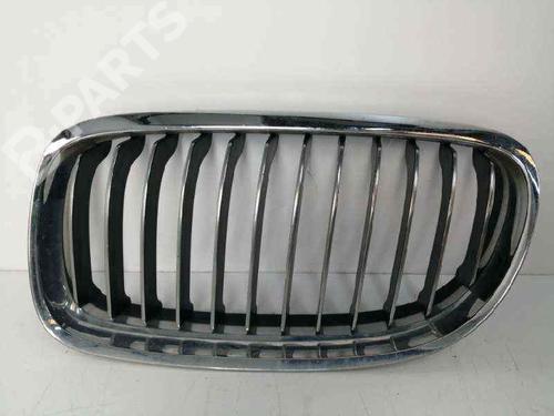 Used Front grille Front grille BMW 3 (E90) 335 d (286 hp) 5588409 5588409