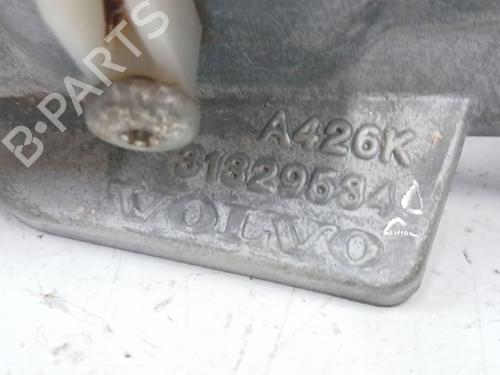 Brake master cylinder VOLVO V40 Hatchback (525) D2 | BP29029717M77