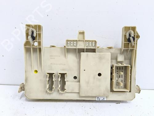 Fuse box VOLVO S40 II (544) 2.0 D | BP34262992E1 - Image 4