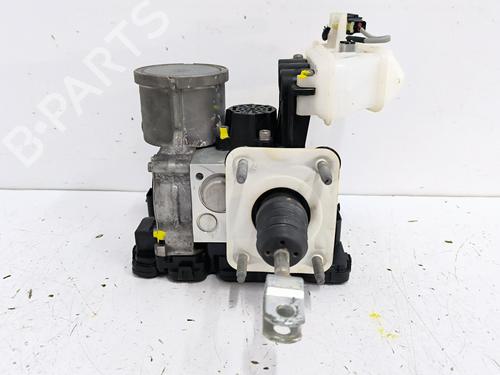 Used ABS pump ABS pump KIA XCEED (CD) 1.4 T-GDI (140 hp) 36318762 36318762