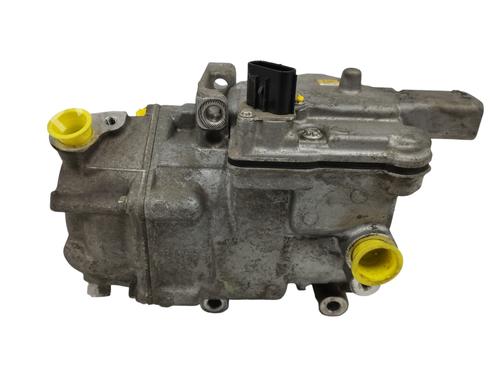 Used AC compressor TOYOTA YARIS (_P13_) 1.5 Hybrid (NHP130_, NHP130) (101 hp) 16753659