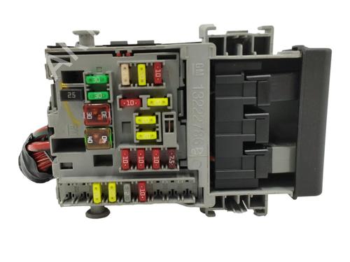 Used Fuse box OPEL INSIGNIA A (G09) 2.0 CDTI (68) (160 hp) 15907847