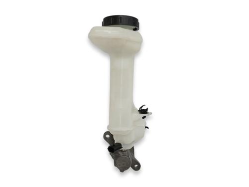 Used Brake master cylinder NISSAN X-TRAIL III (T32_, T32R, T32RR) 1.3 DIG-T (160 hp) 23958959