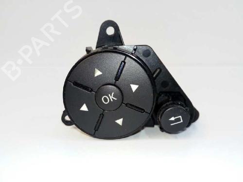 Used Steering wheel controls MERCEDES-BENZ C-CLASS (W204) C 320 CDI (204.022) (224 hp) 5796453