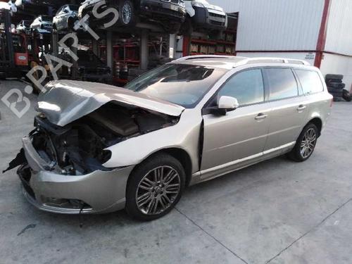 Cockpit VOLVO V70 III (135)  | BP18350870C47 