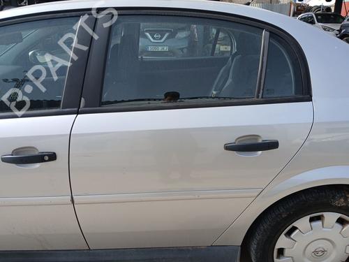 Used Left rear door Left rear door OPEL VECTRA C (Z02) 2.0 DTI 16V (F69) (101 hp) 33977445 33977445