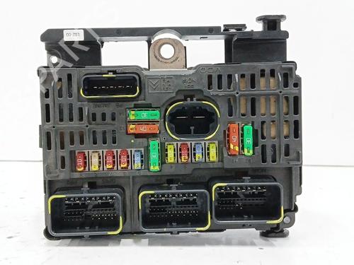 Used Fuse box Fuse box PEUGEOT 407 SW (6E_, 6D_) 2.0 HDi 135 (136 hp) 40237499 40237499