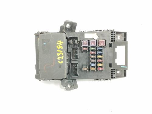 Used Fuse box TOYOTA AVENSIS (_T22_) [1997-2003]  10961392