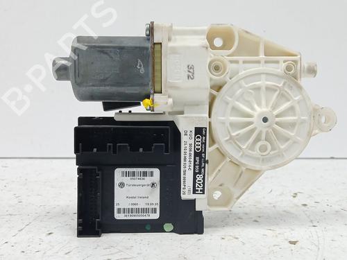 Portierruitmotor linksvoor AUDI A3 Sportback (8PA) 2.0 TDI (140 hp) 29852520