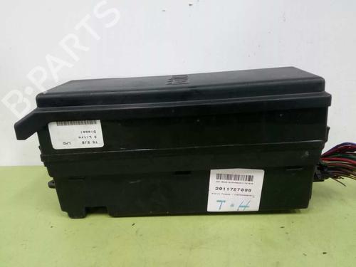 Used Fuse box LAND ROVER DISCOVERY IV (L319) 3.0 SDV6 4x4 (256 hp) 2802585