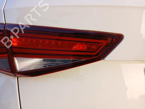 Used Left tailgate light SEAT ATECA (KH7, KHP) 2.0 TDI (150 hp) 31751875