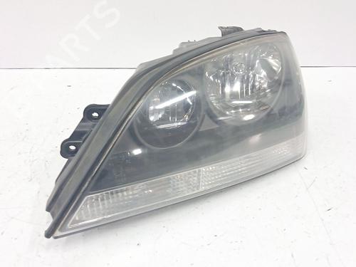Used Left headlight KIA SORENTO I (JC) 2.5 CRDi 4WD (140 hp) 30721337