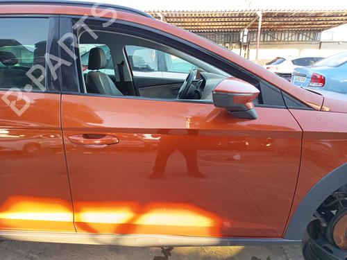 Dør højre fortil SEAT LEON ST (5F8) 2.0 TDI 4Drive (150 hp) 31572707