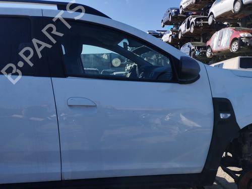 Used Right front door Right front door DACIA DUSTER (HM_) 1.0 TCe LPG (HMM6, HMMT) (91 hp) 40151724 40151724