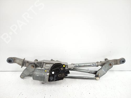 Used Front wiper motor Front wiper motor TOYOTA COROLLA Saloon (_E21_) 1.8 VVTi Hybrid (ZWE211, MZEA12) (98 hp) 33208966 33208966