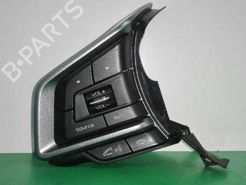 Used Steering wheel controls SUBARU XV (GT) 2.0 i AWD (GT7) (156 hp) 4763471