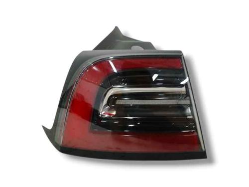 Venstre Baklys TESLA MODEL 3 (5YJ3) EV (283 hp) 28513056