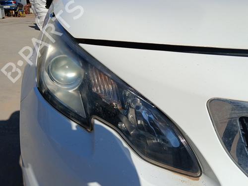 Optica direita Optica direita PEUGEOT 2008 I (CU_) 1.2 PureTech 82 (82 hp) 36162035 36162035