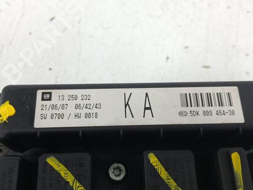 Fuse box OPEL ASTRA H GTC (A04) 1.7 CDTi (L08) | BP29629506E1 