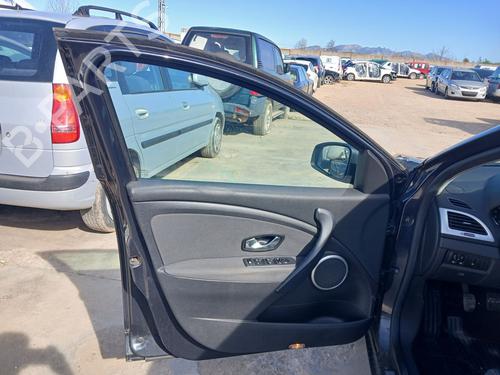 Left headlight RENAULT MEGANE III Hatchback (BZ0/1_, B3_) 1.5 dCi | BP33547227C28  - Image 19