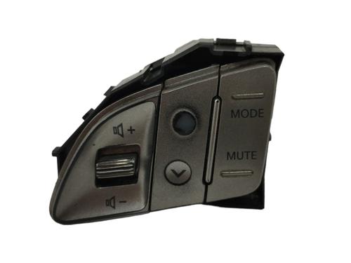 Used Steering wheel controls HYUNDAI ix35 (LM, EL, ELH) 2.0 CRDi 4WD (184 hp) 15664621