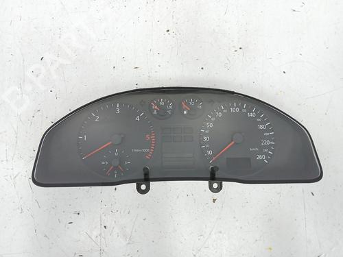 Cockpit AUDI A4 B5 (8D2) 1.9 TDI (110 hp) 28952105