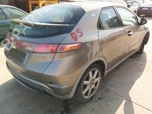 Rear center light HONDA CIVIC VIII Hatchback (FN, FK) 2.2 CTDi (FK3) | BP27199352I39 