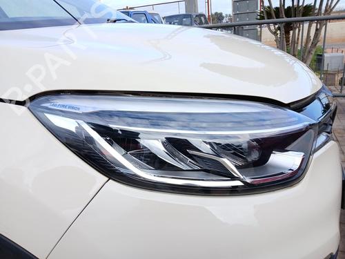 Right headlight RENAULT CAPTUR I (J5_, H5_) 0.9 TCe 90 | BP31850002C29