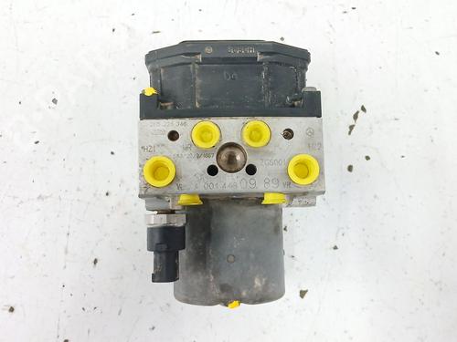 Used ABS pump MERCEDES-BENZ VITO / MIXTO Van (W639) 109 CDI (639.601, 639.603, 639.605) (88 hp) 30972591