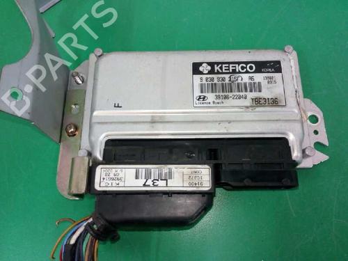 Used Engine control unit (ECU) HYUNDAI GETZ (TB) 1.3 i (82 hp) 2697031