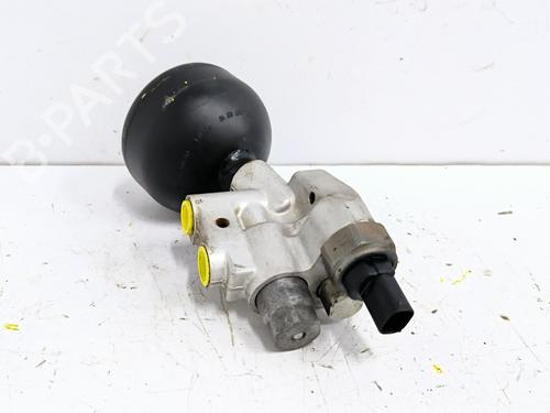  - Image 3