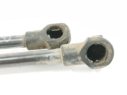 Tailgate lift support TOYOTA VERSO (_R2_) 1.8 (ZGR21_, ZGR21R) | BP14152813C138 