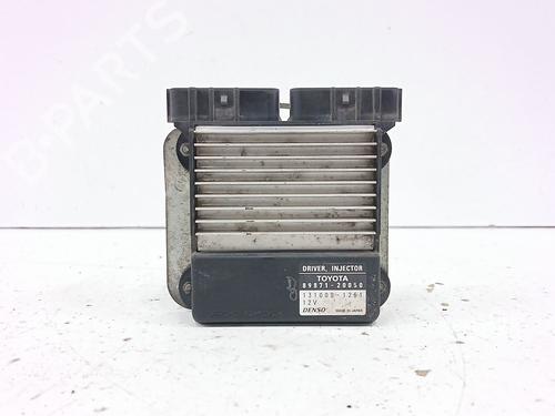 Used Electronic module TOYOTA COROLLA Estate (_E12_) 2.0 D-4D (CDE120_, CDE120R) (116 hp) 30619808