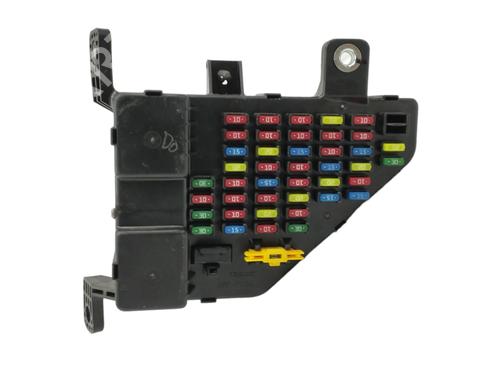 Used Fuse box HYUNDAI TUCSON (JM) 2.0 CRDi (140 hp) 16339236